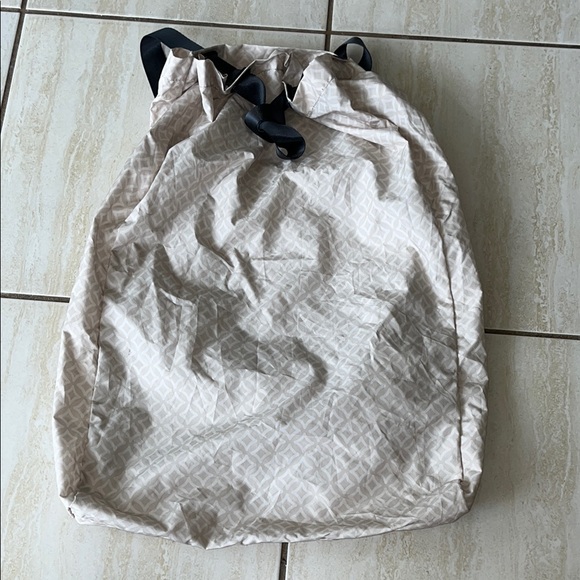 Lightweight packable backpack - Picture 1 of 7